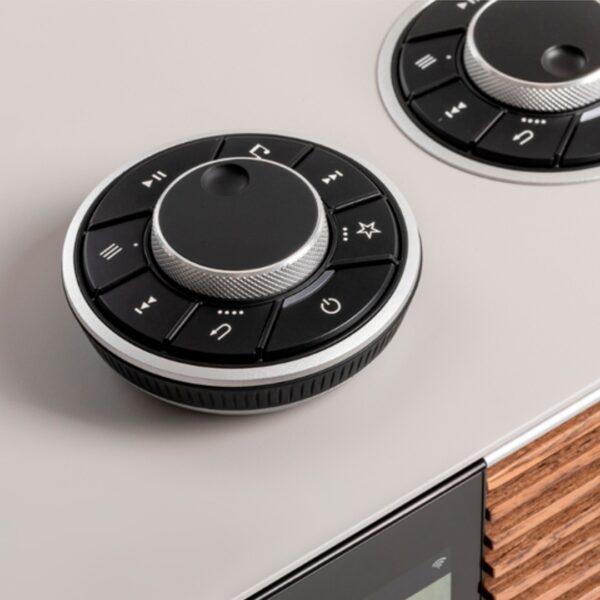 Loa tích hợp chức năng Stream nhạc Ruark, model: R410